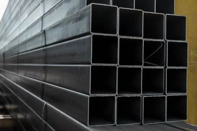 truba-profilnaya-kvadratnaya-160x8-mm-09g2s-12