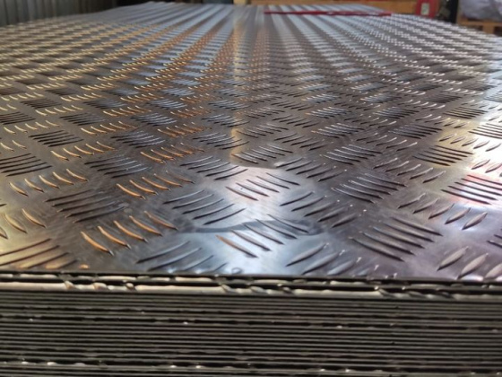 list-alyuminievyij-3x1200x3000-mm-5052-n114