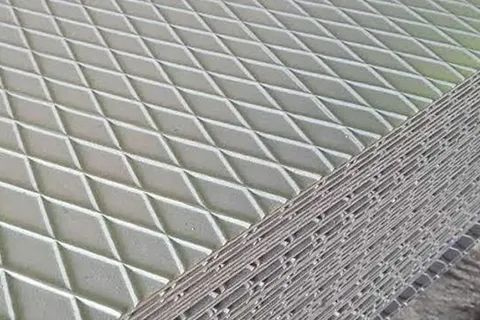 list-riflenyij-st3-3x1500x6000-mm-romb