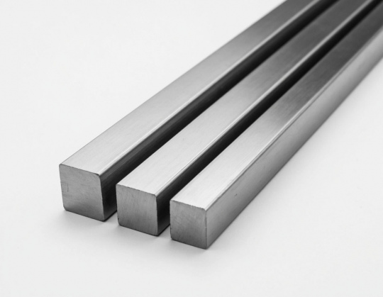 kvadrat-nerzhaveyushhij-gk-aisi-304-35x35-mm