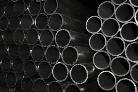 truba-vgp-oczinkovannaya24x8-mm-du-st3