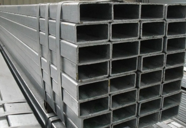 truba-profilnaya-pryamougolnaya-70x50x2-mm-08ps